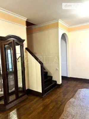 Продаж 5к квартири 300 кв. м на вул. Антоновича 9 • ID 34686
