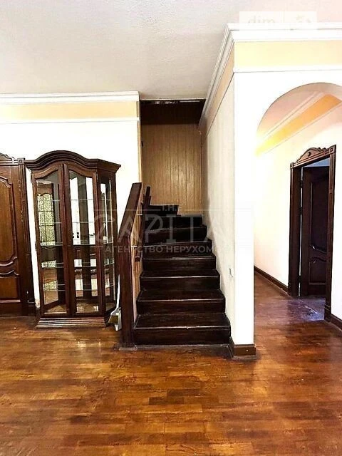 Продаж 5к квартири 300 кв. м на вул. Антоновича 9 • ID 34686