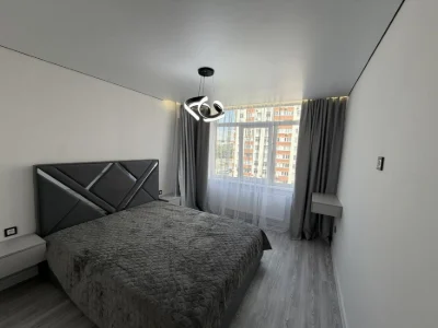 Продаж 1к квартири 32 кв. м на вул. Смакули