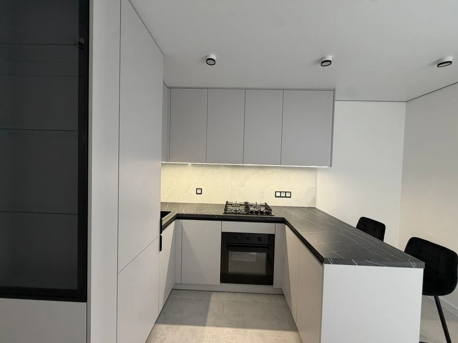Продаж 1к квартири 32 кв. м на вул. Смакули