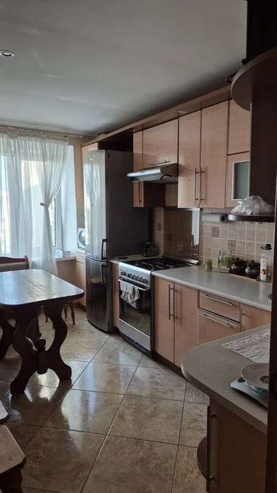 Продаж 4 кім.квартири по вул.Лесі Українки