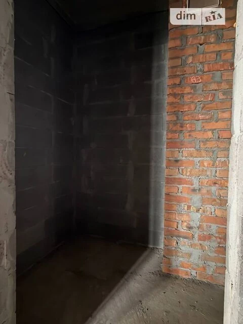 Sale of 3-room apartment 90.1 sq. m. on Oleksandra Olesia St. 8/17