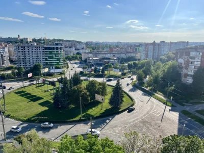 Продаж 2кім.квартири по просп.Злуки