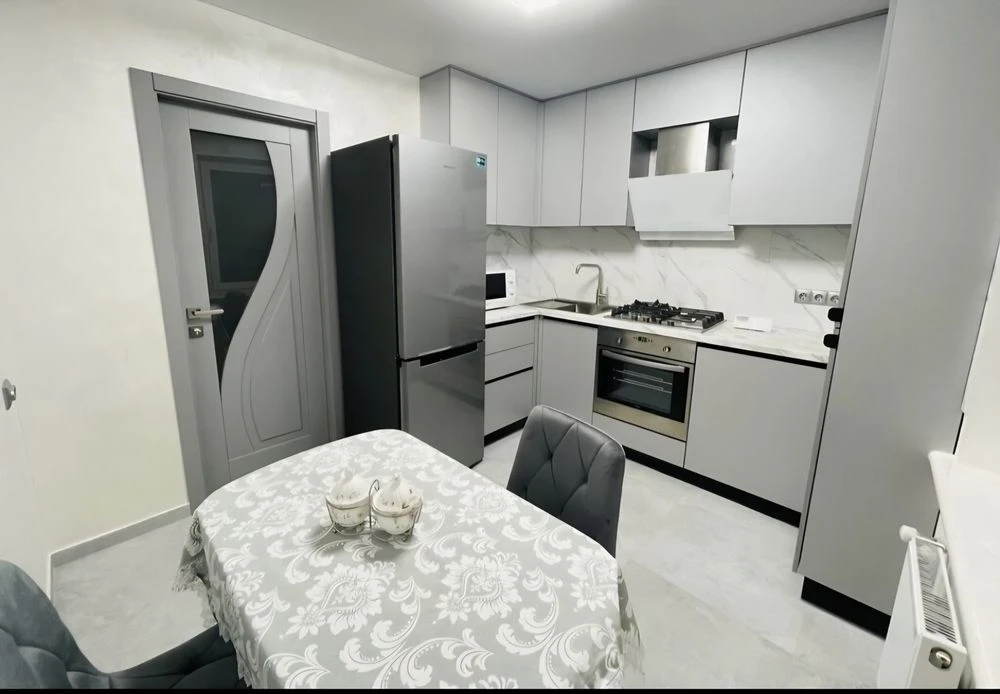 Продаж 2к квартири 49 кв. м на вул. 15-го Квітня