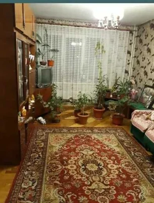 5-к. квартира 94,5 м2 з 2 комірками та і/о за вул. Лучаківсь