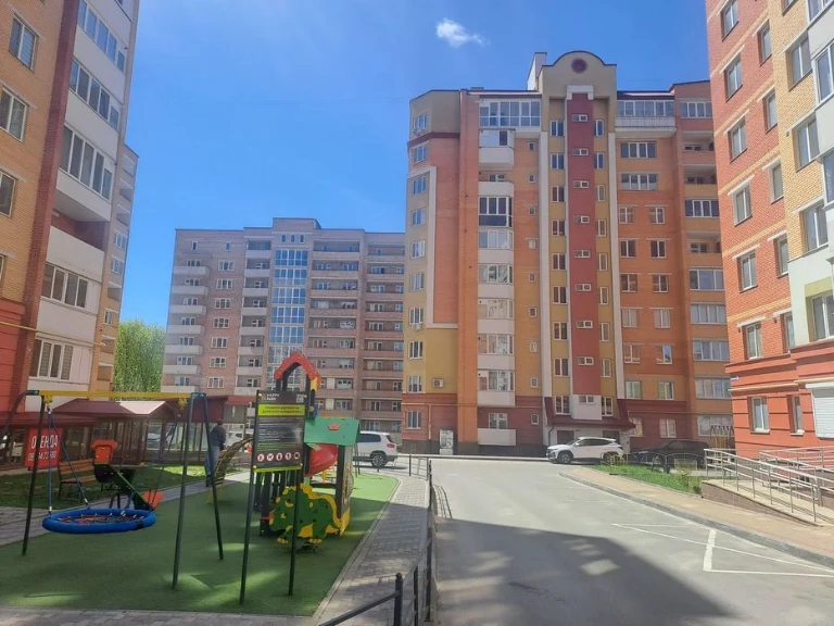 Продаж. Двокімнатна квартира. Тернопіль. Дружба. Вул Тролейб