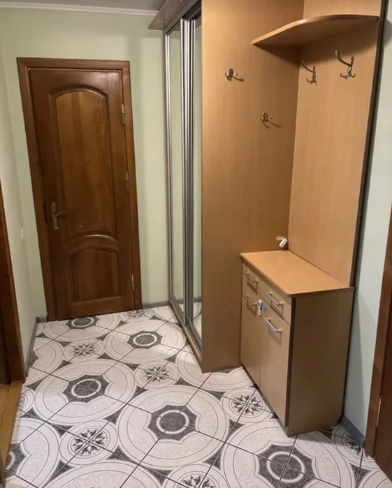 Продаж 3к квартири 88.1 кв. м на вул. Микулинецька