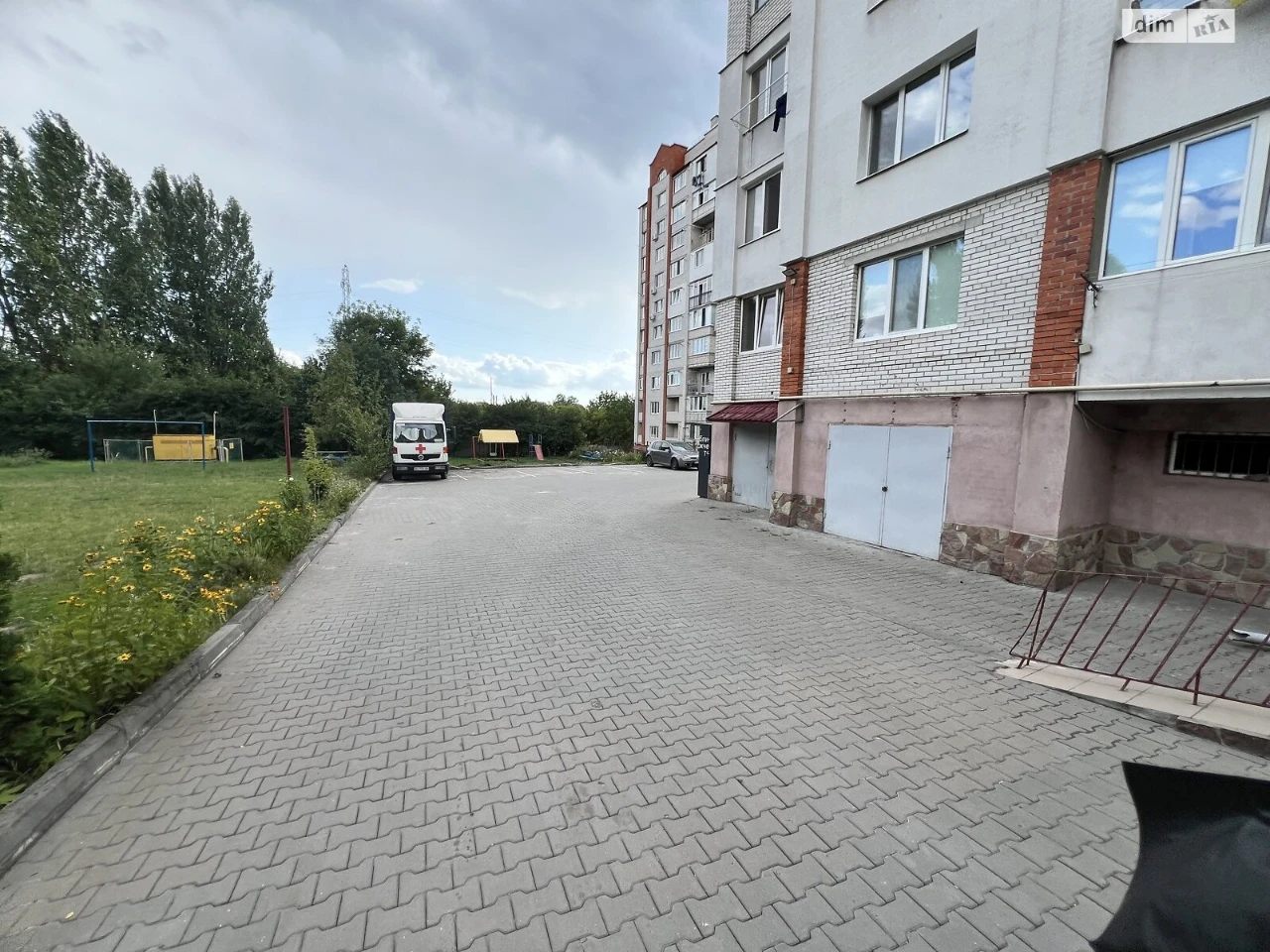 Продаж Квартира Східний