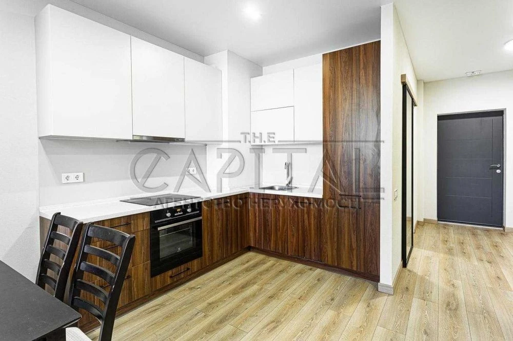 Apartment for sale, residential complex Novopecherska Vezha, Mykhayla Boychuk St.