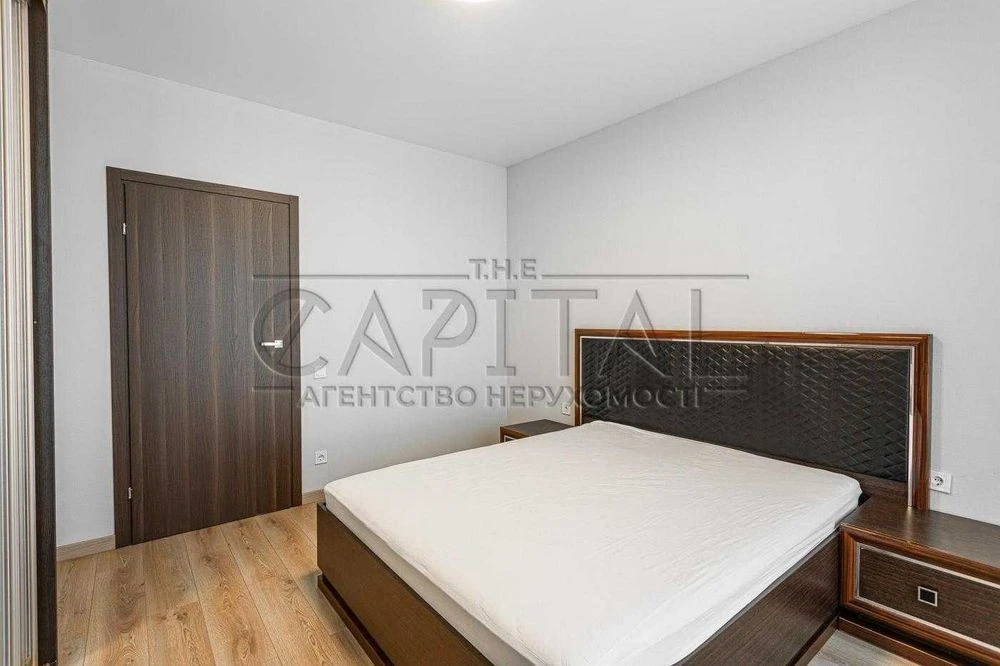 Apartment for sale, residential complex Novopecherska Vezha, Mykhayla Boychuk St.