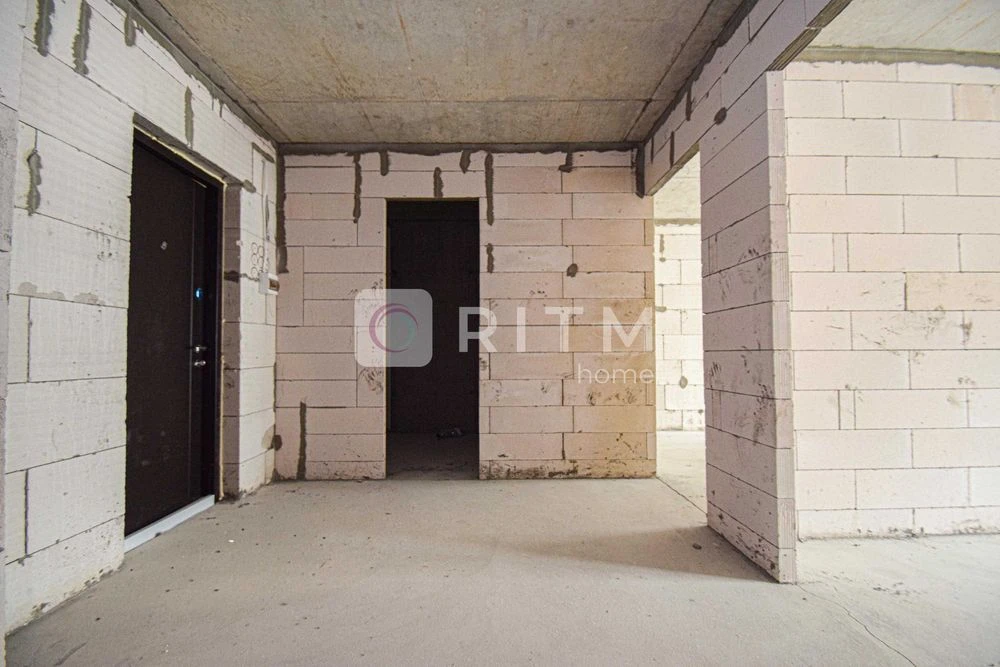 Продаж великої 1-кімнатної квартири