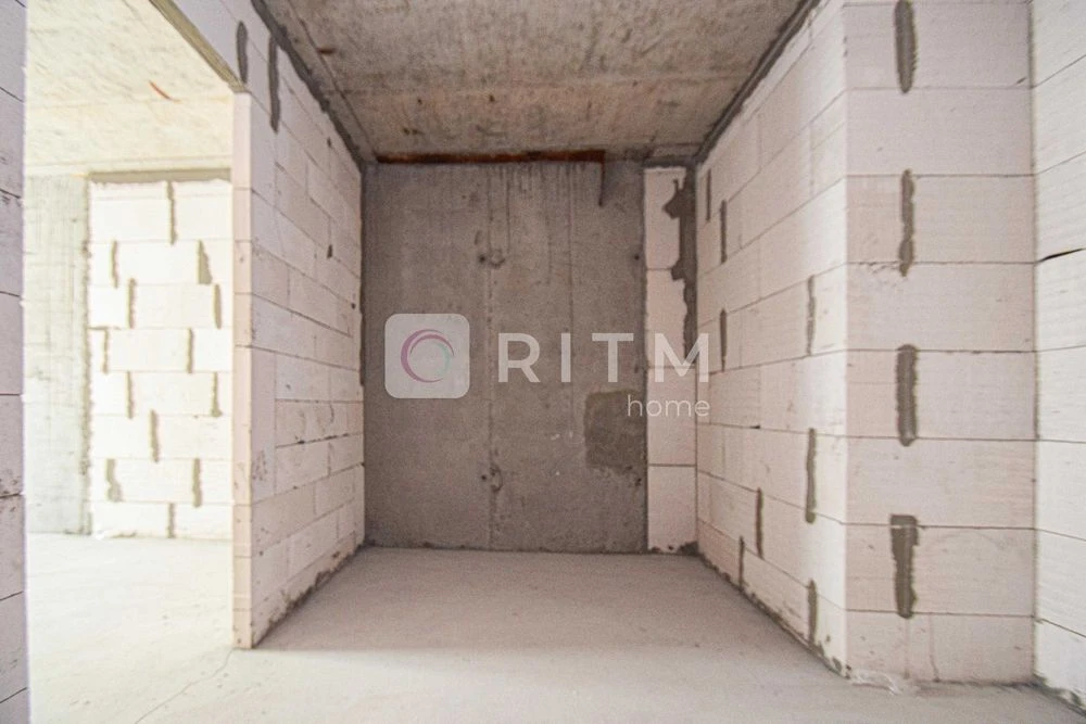 Продаж великої 1-кімнатної квартири