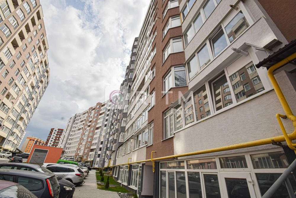 Продаж великої 1-кімнатної квартири