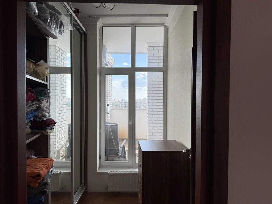 Квартира в ЖК Капитан (Базарная/Белинского). 139 кв.м. Терр