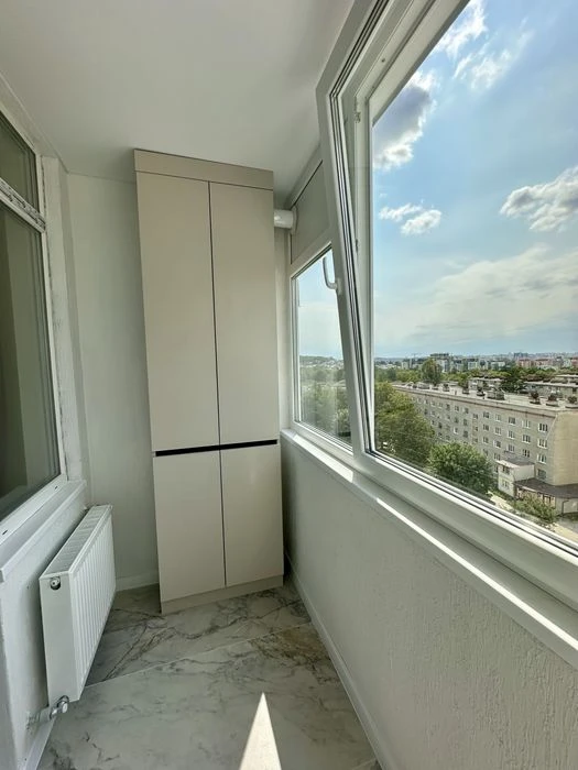 Продається поаноцінна 3км квартира, вул. Злуки
