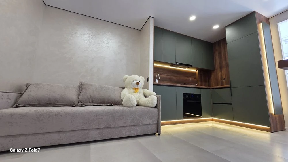 Продаж 3 кімнатна квартира,  Є-оселя, Є- відновлення,  Вауче