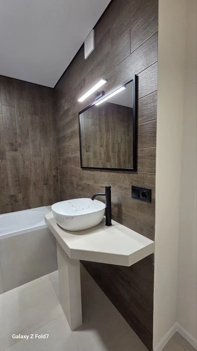 Продаж 3 кімнатна квартира,  Є-оселя, Є- відновлення,  Вауче