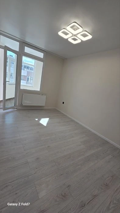 Продаж 3 кімнатна квартира,  Є-оселя, Є- відновлення,  Вауче