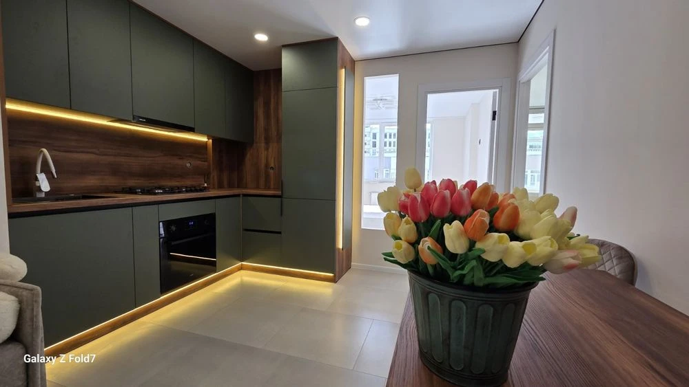 Продаж 3 кімнатна квартира,  Є-оселя, Є- відновлення,  Вауче