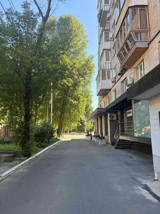 For sale 3-room apartment - 65 sq. m., Center-Pechersk, La st.