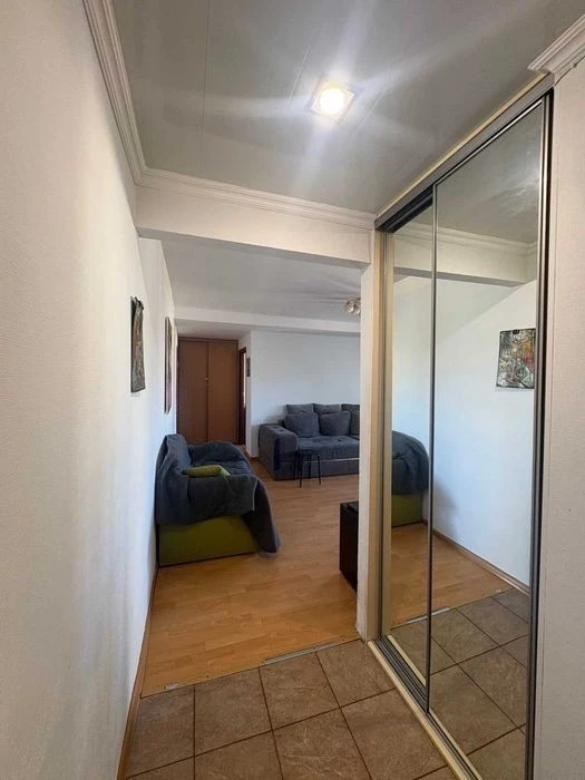 For sale 3-room apartment - 65 sq. m., Center-Pechersk, La st.