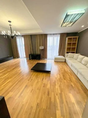 video! 4-room apartment in Arkada residential complex. apartment house