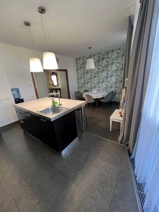 video! 4-room apartment in Arkada residential complex. apartment house