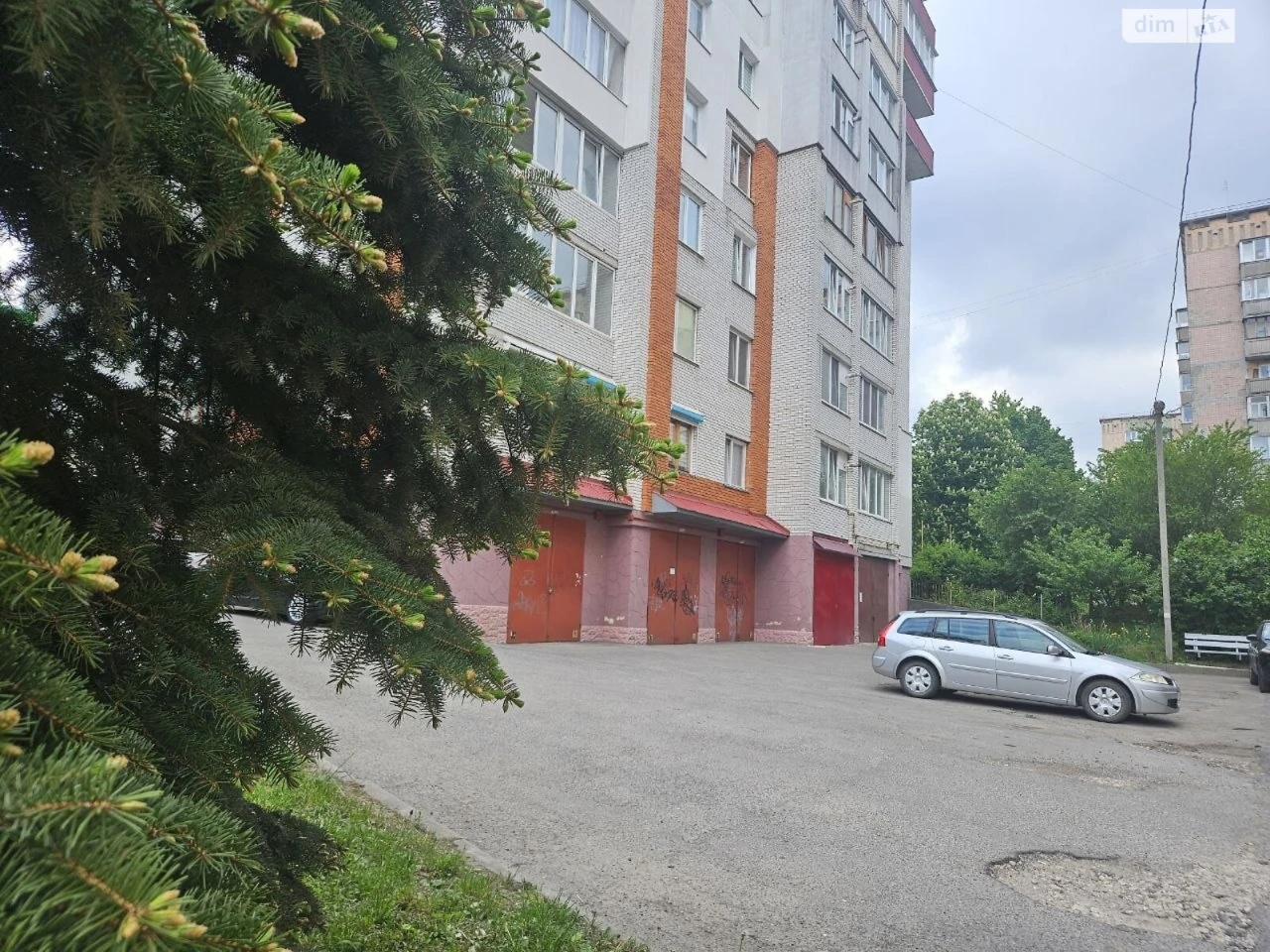 Продаж Окремий гараж Бам