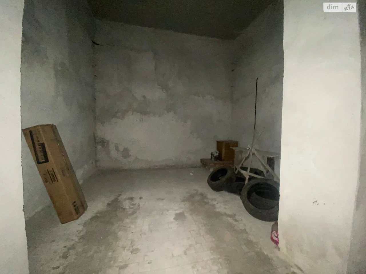 Продаж Підземний паркінг Новий світ
