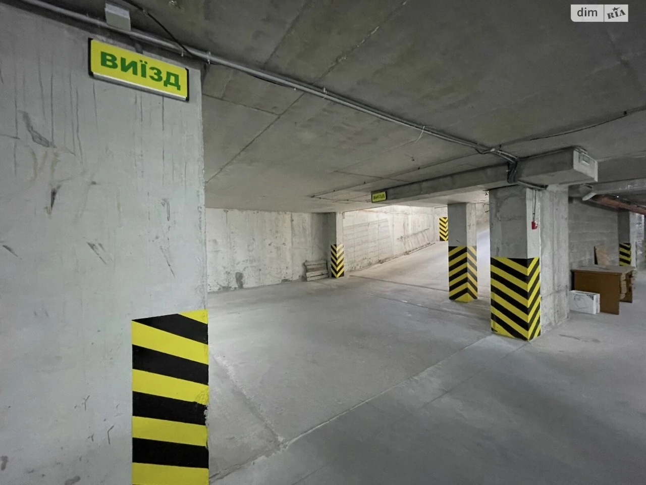 Продаж Підземний паркінг Дружба