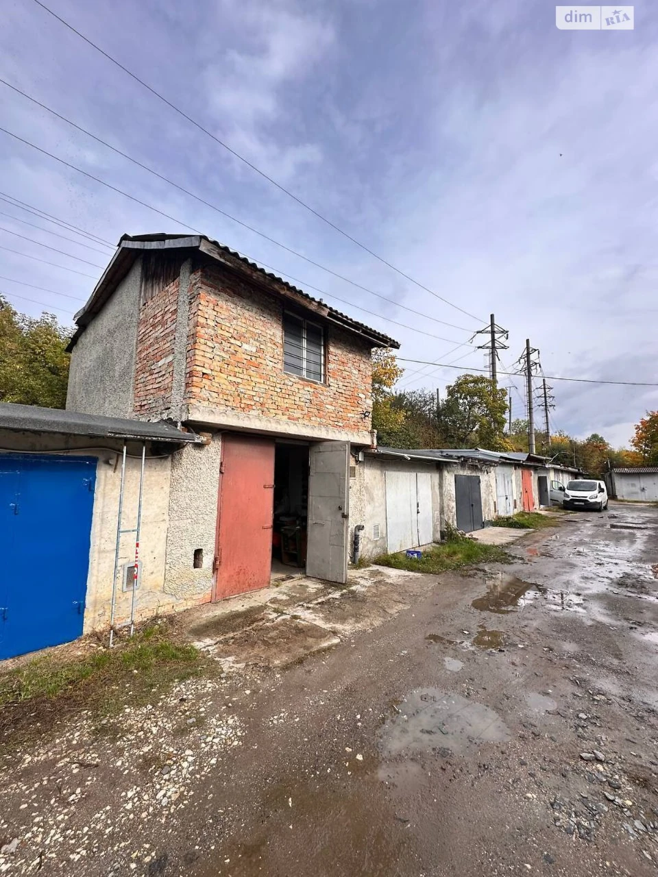 Продаж Місце в гаражному кооперативі Оболоня