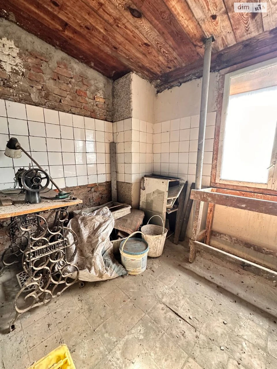 Продаж Місце в гаражному кооперативі Оболоня