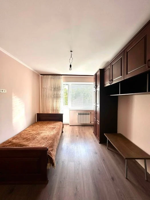 2-кім. квартира в центрі на пр. Волі