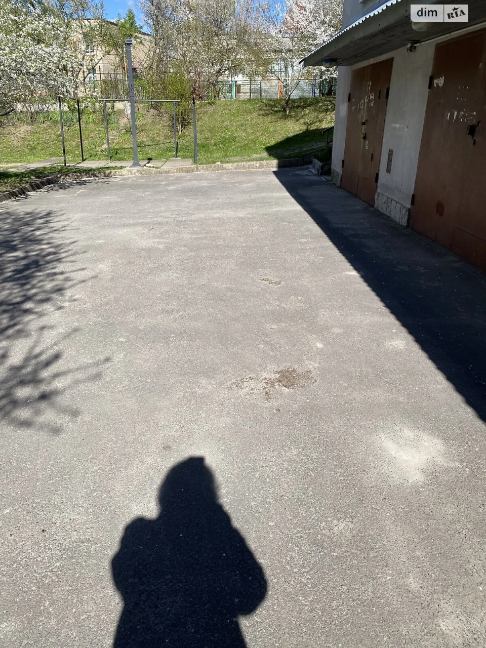 Продаж Окремий гараж Дружба