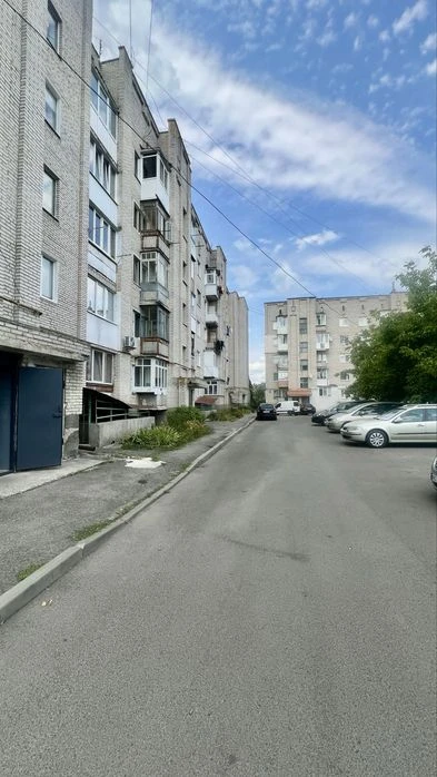 3-кім. квартира у Луцьку, вул. Наливайка