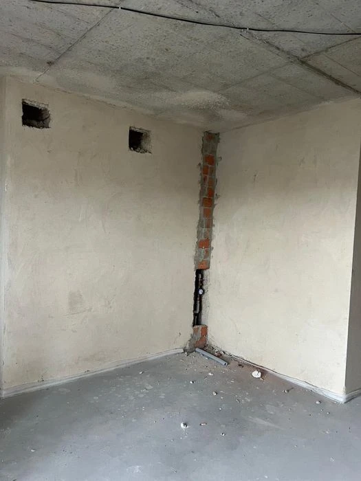 Продам 2-х кімнатну квартиру 92m2