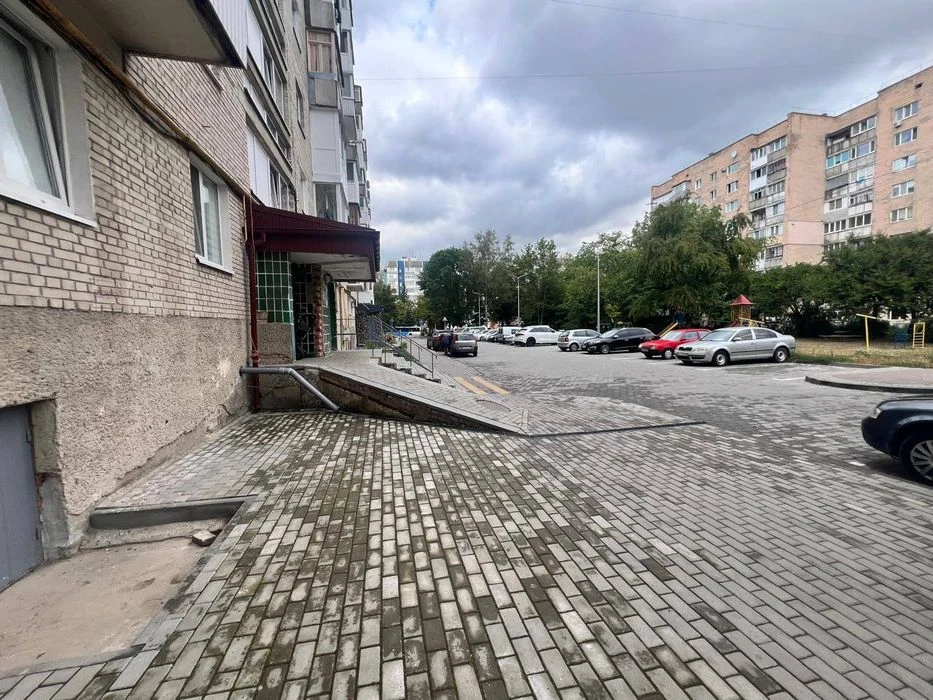 3кімнатна квартира вул. Соборності район Портсіті 1 поверх