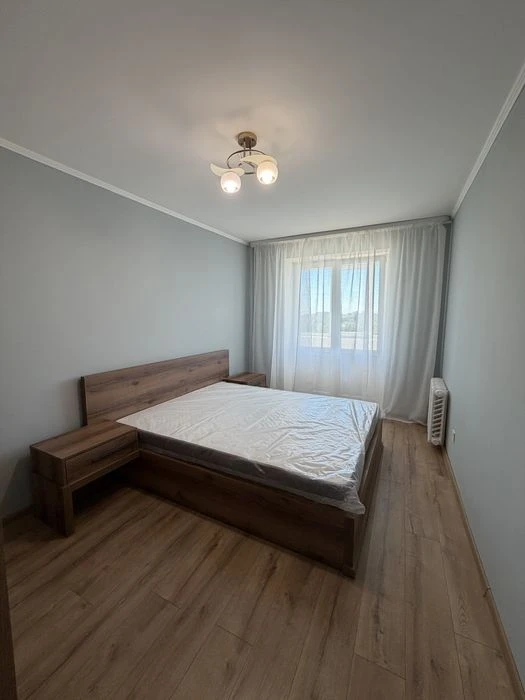 Продаж 3к квартири з ремонтом та меблями проспект Молоді