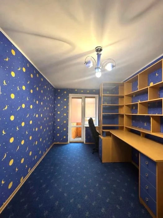 Продаж 4-кімн.квартири у Луцьку в районі Північного ринку