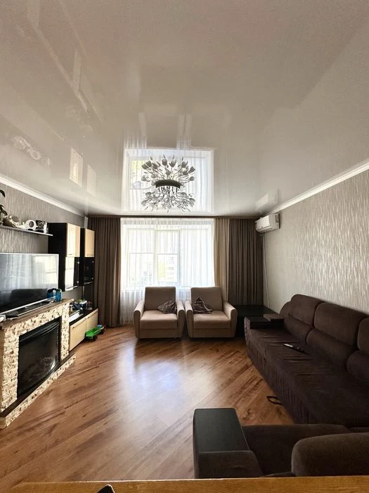 Продаж 4-кімн.квартири у Луцьку в районі Північного ринку