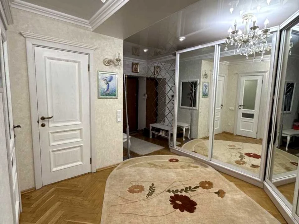 Квартира. Луцьк, Будівельників вул.