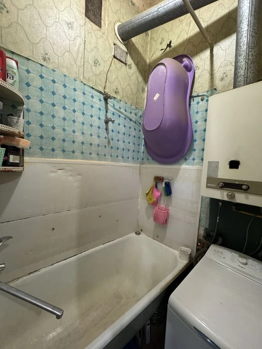 Exclusive 2-room apartment on Morozova Street