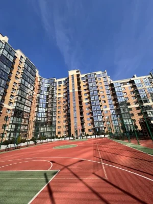 Продаж 3х кімнатної квартири ЖК Яровиця. Центр