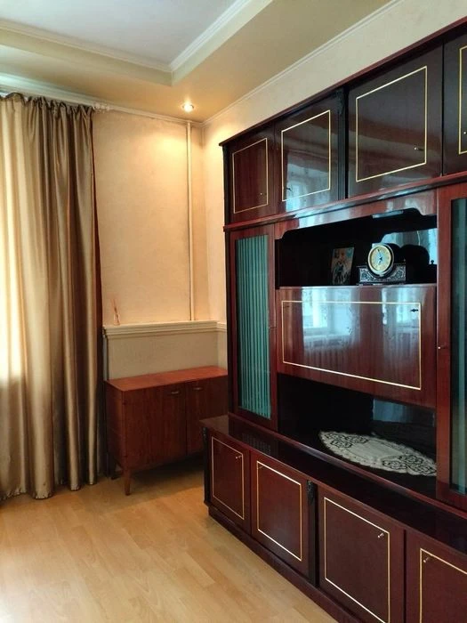 Продається 3 кімнатна квартира
