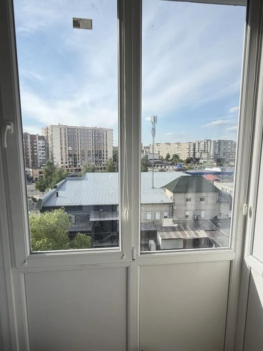 Продаж 3-кімн.кв. біля ТЦ Гостинець