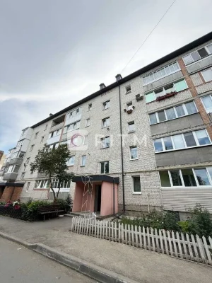 Продаж 4-кімнатної квартири, вул. Володимирська
