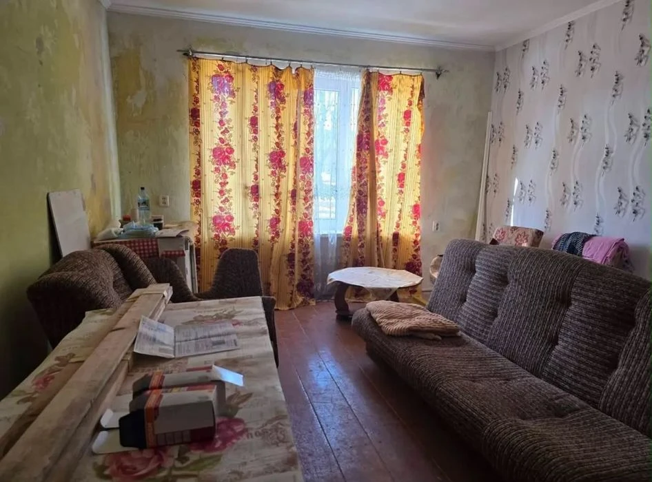 Продам  2-кімнатну квартиру , Автономне  опалення !