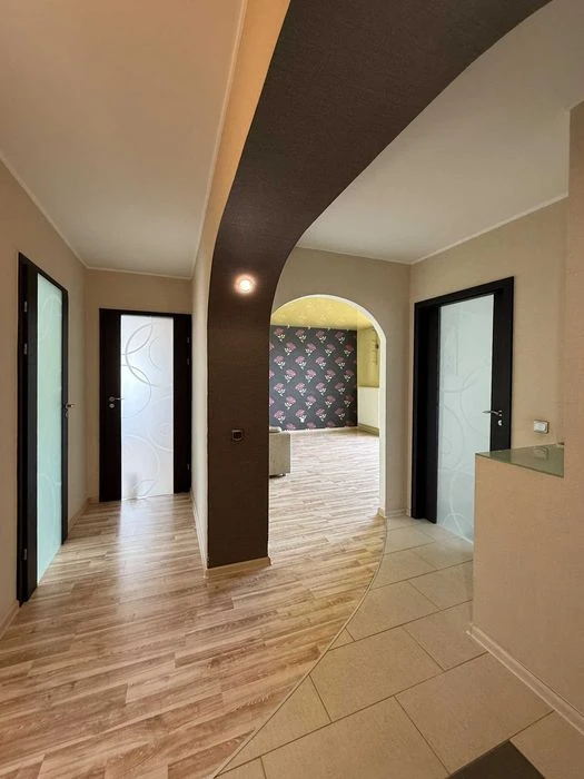 Продаж 3-кімнатної квартири ! 74 м² !