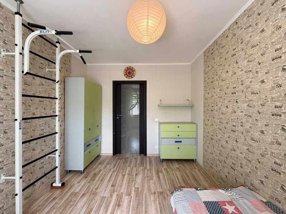 Продаж 3-кімнатної квартири ! 74 м² !
