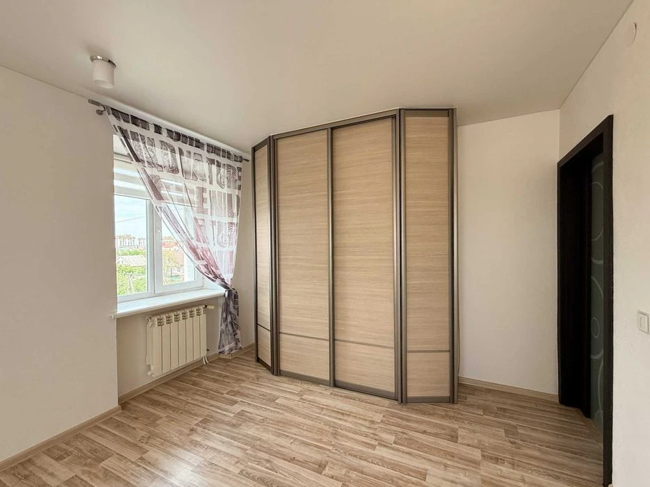 Продаж 3-кімнатної квартири ! 74 м² !